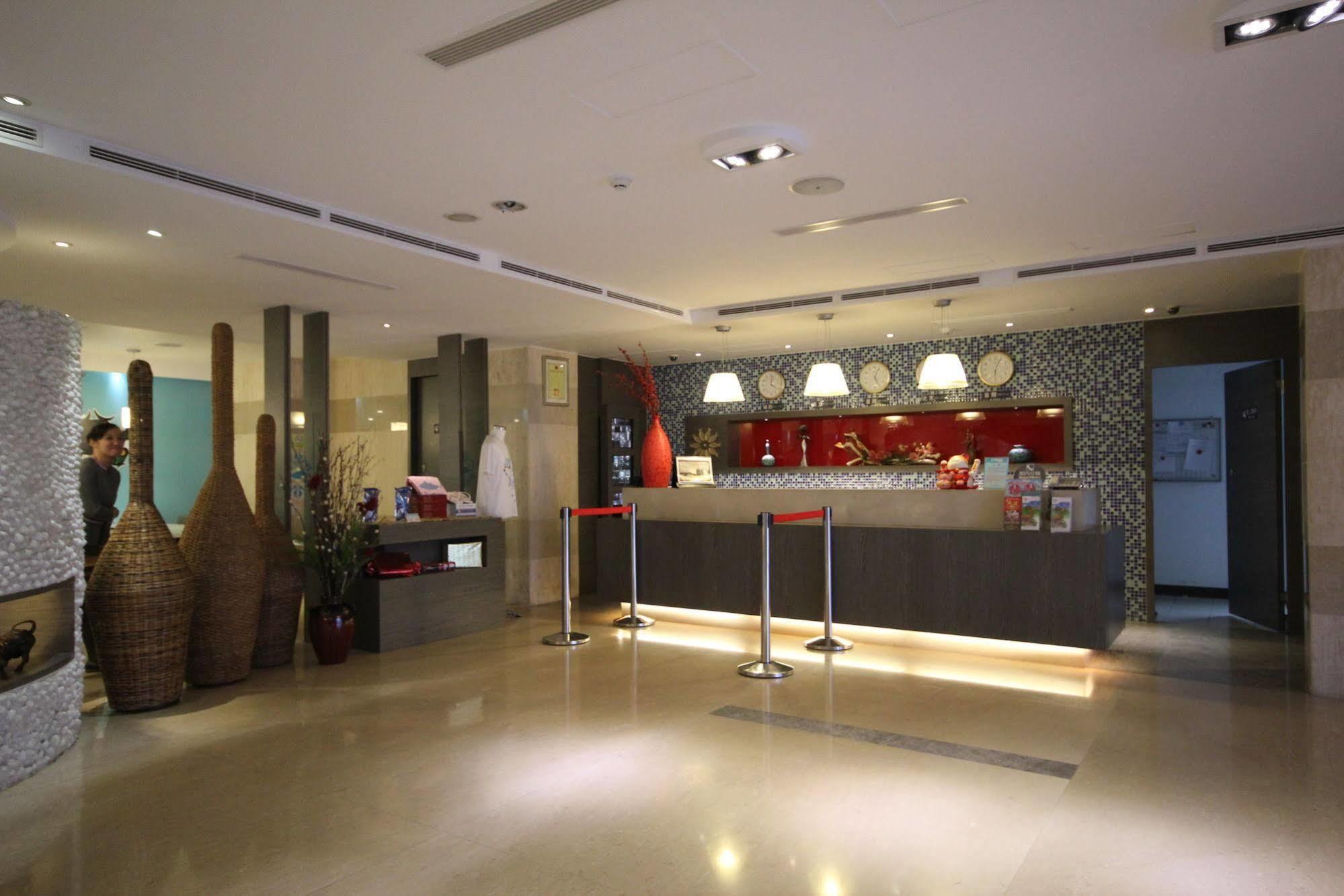 Fish Hotel Hualien Exterior foto